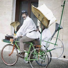 Cantastorie a pedali